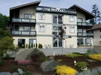 Heron's Landing Hotel Hotel berhampiran Lapangan Terbang Campbell River