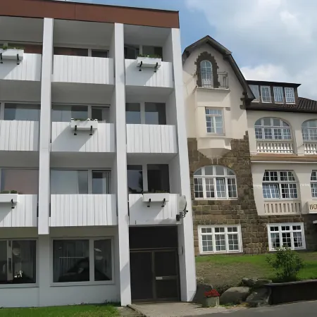 Hotel am Asenberg - Bad Salzuflen - nähe Messe, Schnelles Wlan, Freie Parkplätze,