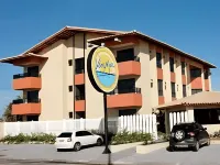 Via Mar Praia Hotel Hotels near Passarela na praia de Aruana