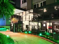 North Point Hotel Hotels near Tabakhane Cami