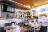 Zenitude Hôtel-Résidences Nantes Métropole - breakfast