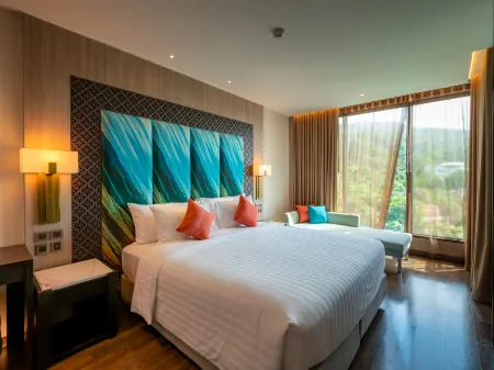 Skyview Resort Phuket Patong Beach