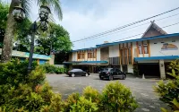 Hotel Lingga Hotel dekat Agen BRI-Link Margaluyu (Toko Bella)