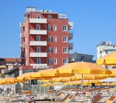 Hotel Salsedine " 5 mt from the Beach Hotel di Viserba