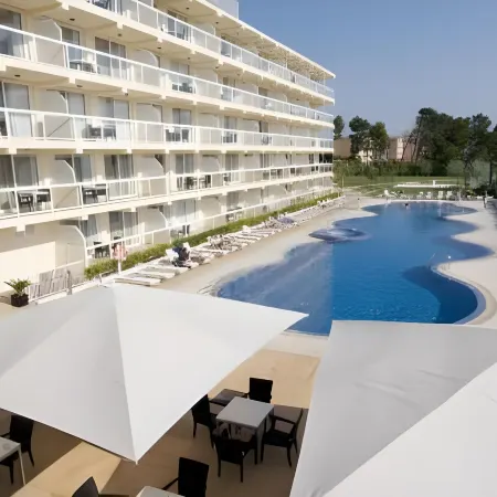 Las Gaviotas Suites Hotel & Spa