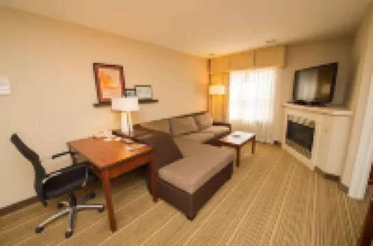 Hawthorn Suites by Wyndham Erie