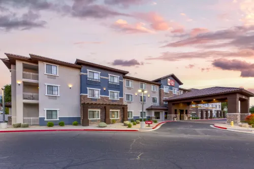 Best Western Plus Surprise-Phoenix NW - parking