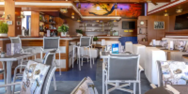 La Madrague-Surf Beach Sea