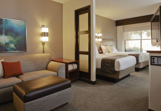 하얏트 플레이스 새러토가/몰타의 로비 및 휴식 공간