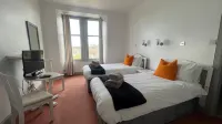 Hotel Square فنادق في غرانتاون أون سبي