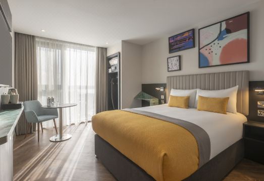 호텔 로비 라운지