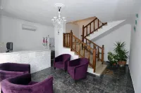 Ala Hotel