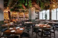 THesis Hotel Miami Coral Gables, Curio Collection by Hilton - موقف سيارات