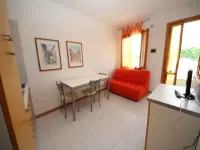 Enjoy our villa with private garden in Rosolina