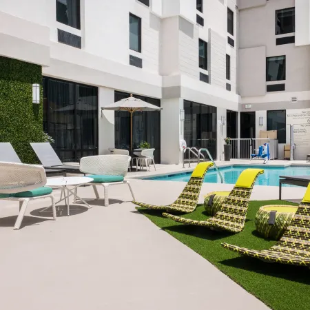 Hampton Inn & Suites by Hilton Miami Wynwood Design District