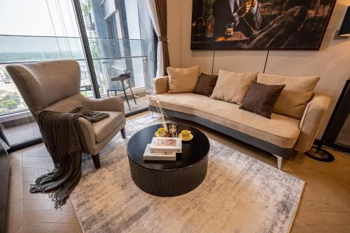 Lumiere Riverside - Raymond Holm - Luxurious 5-Star Apartment_4