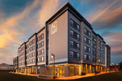 AC Hotel Portsmouth Downtown/Waterfront Các khách sạn gần Sheafe Warehouse