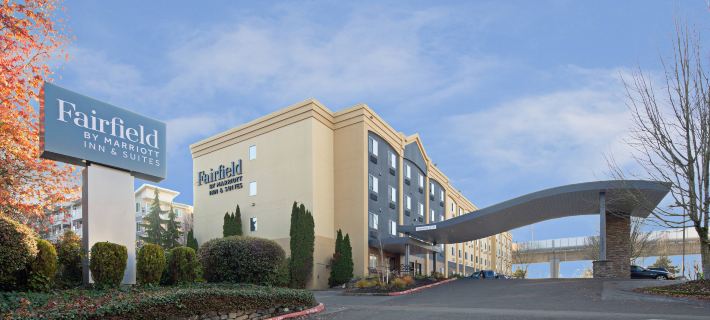 Fairfield Inn & Suites Seattle Sea-Tac Airport Hotels in Seattle