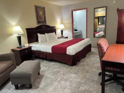 Howards Inn Motel Hotels near Prairie Acadian Cultural Center