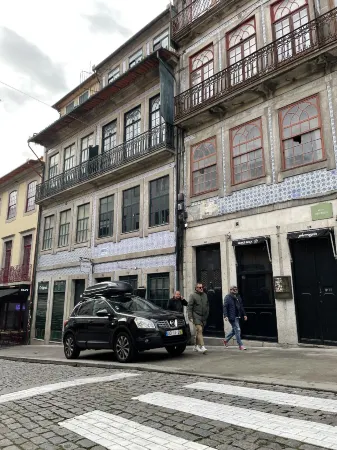 Invictus Hostel