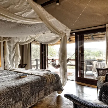 Nyati Safari Lodge
