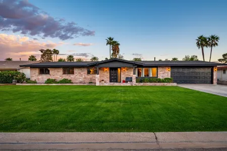 Rancho Redondo - Mid Century Home near The Wigwam Resort, Stadiums with Pool