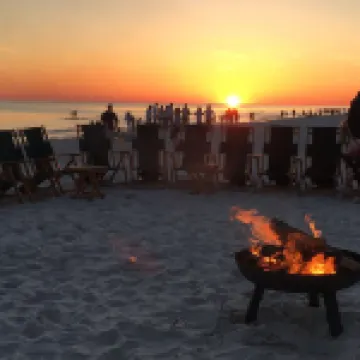 In the Heart of Rosemary Beach - Beach, Pool, & Shops Steps Away