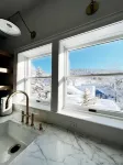 Charming Cottage steps to restaurants, shops & slopes