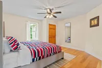 Country Castle Retreat! Beautiful 4600+ sq 4 bd 4 bath sprawling country estate!
