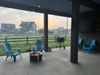 Barefoot Days - Second Row, Steps from the beach!