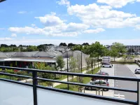 Superb T3 apartment in a quiet location overlooking the port of Crouesty Hotels in Arzon