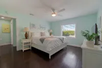 Direct Oceanfront Beach house on island