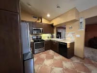 8 minutes to Festivals (Coachella Fest /Stage Coach) Hotels in Coachella