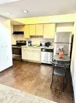 1Bedroom Studio NRG MDA Med UH Zoo DT Galleria KgBD Pool WiFi 4KTV