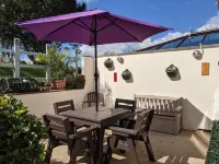 Stunning rural cottage central to all Pembrokeshire beaches.  Dogs Free. Wifi
