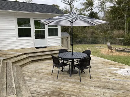 Four bedroom home and short walk to the beach!