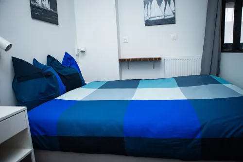 Beautiful apartment on the Seine at Vernon Giverny 1 bedroom + 1 bedroom cabin Hotels in Vernon