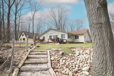 All Season Relaxing River Retreat - Tubing, Fishing, Hunting, Snow Mobile, ORV