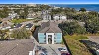 Sandy Beach 2 Bed Apt.