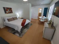 Secluded Lakeview retreat-near Eureka Springs