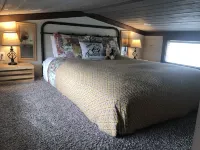 Grand Tiny Home Minutes to Blue Ridge.  Yes to Pets! Hotels near Mercier Orchards