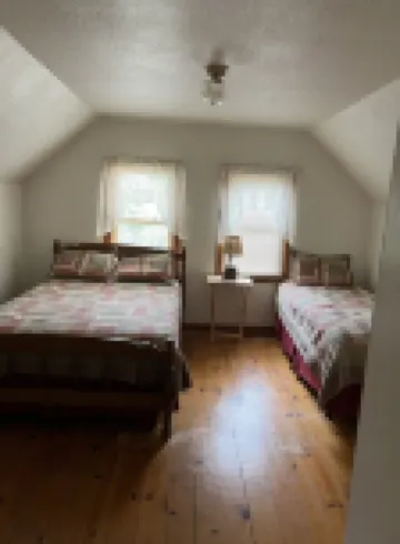 Nice Cape Cod home near the Mississippi River (Scenic River Inn)