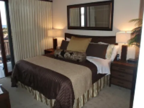 Discounts Available! Book Now! Penthouse with Beach, Ocean, Pool Views! カポレイのホテル