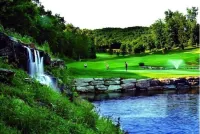 Walk-in 1 bedroom near pool with golf course view