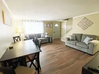 Cozy home in St. Joseph, MO that is centrally located to hospital & university!