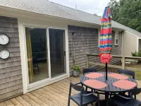 Charming, single-family getaway in Fisherman's Cove Community!
