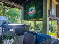 Camp Manatee - Riverfront Cabin, Stunning Views, Pet-Friendly, Hot tub + Kayaks!