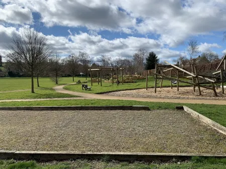 Cosy Carol Cottage Just Off The High Street