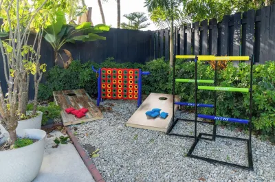 Charming Miami Oasis, 4-bedroom house with Pool and Arcade 다지 시티 피크닉스 주변 호텔