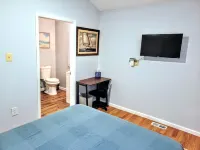 Beach House 7 Minutes to Ocean City Beach and Boardwalk Hotels in Somers Point